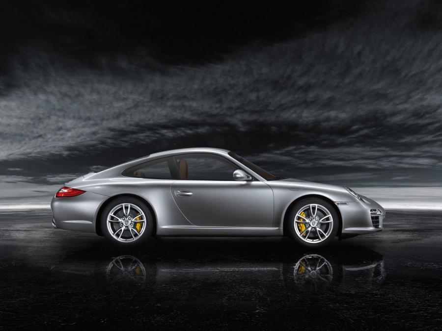  Porsche 911 2008 года  (фото 16 из 40)